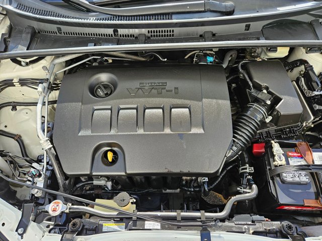 Used 2018 Toyota Corolla SE w/ SE Premium Package FWD image 25