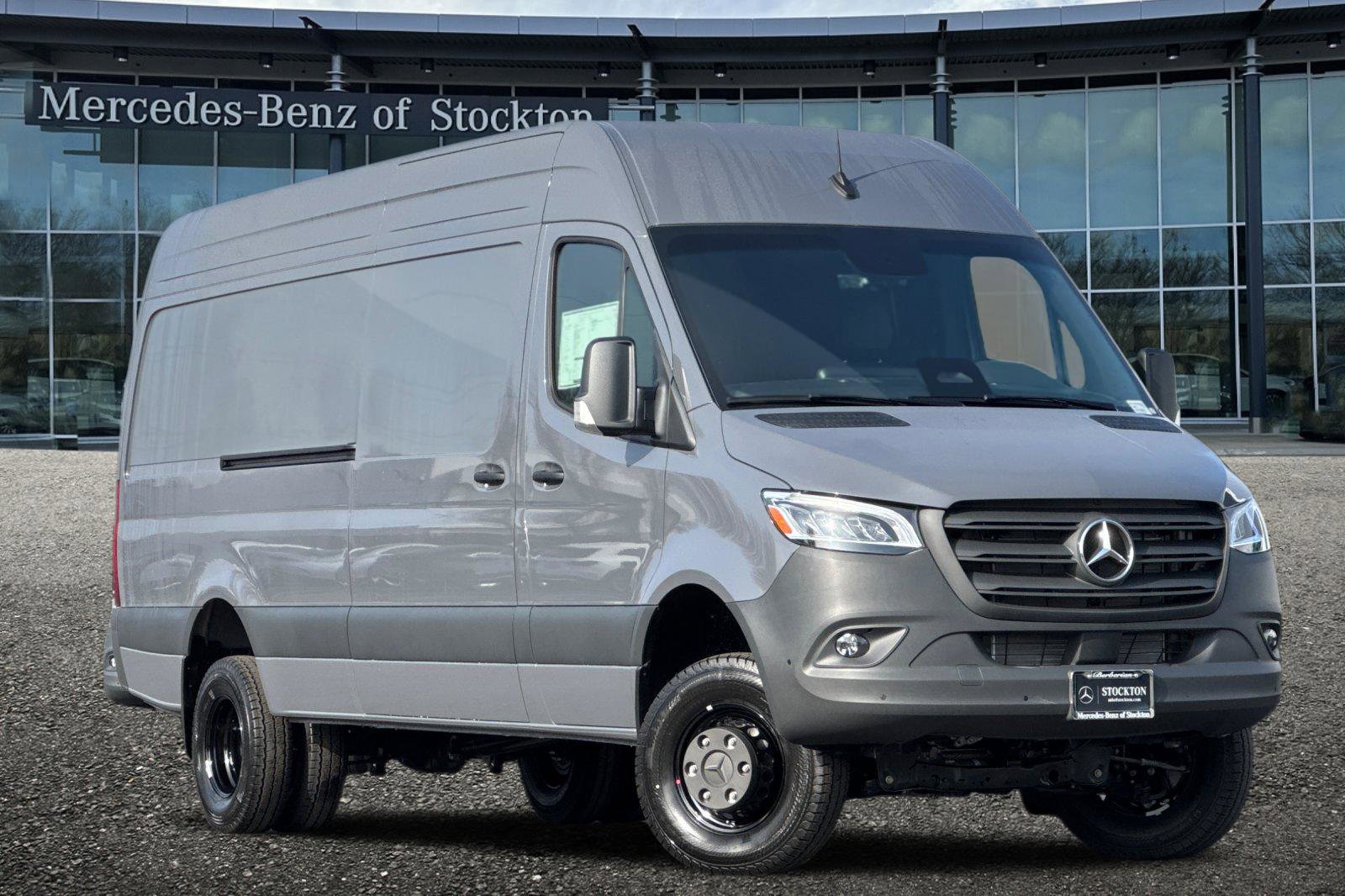 New 2026 Mercedes-Benz Sprinter 3500 image 2
