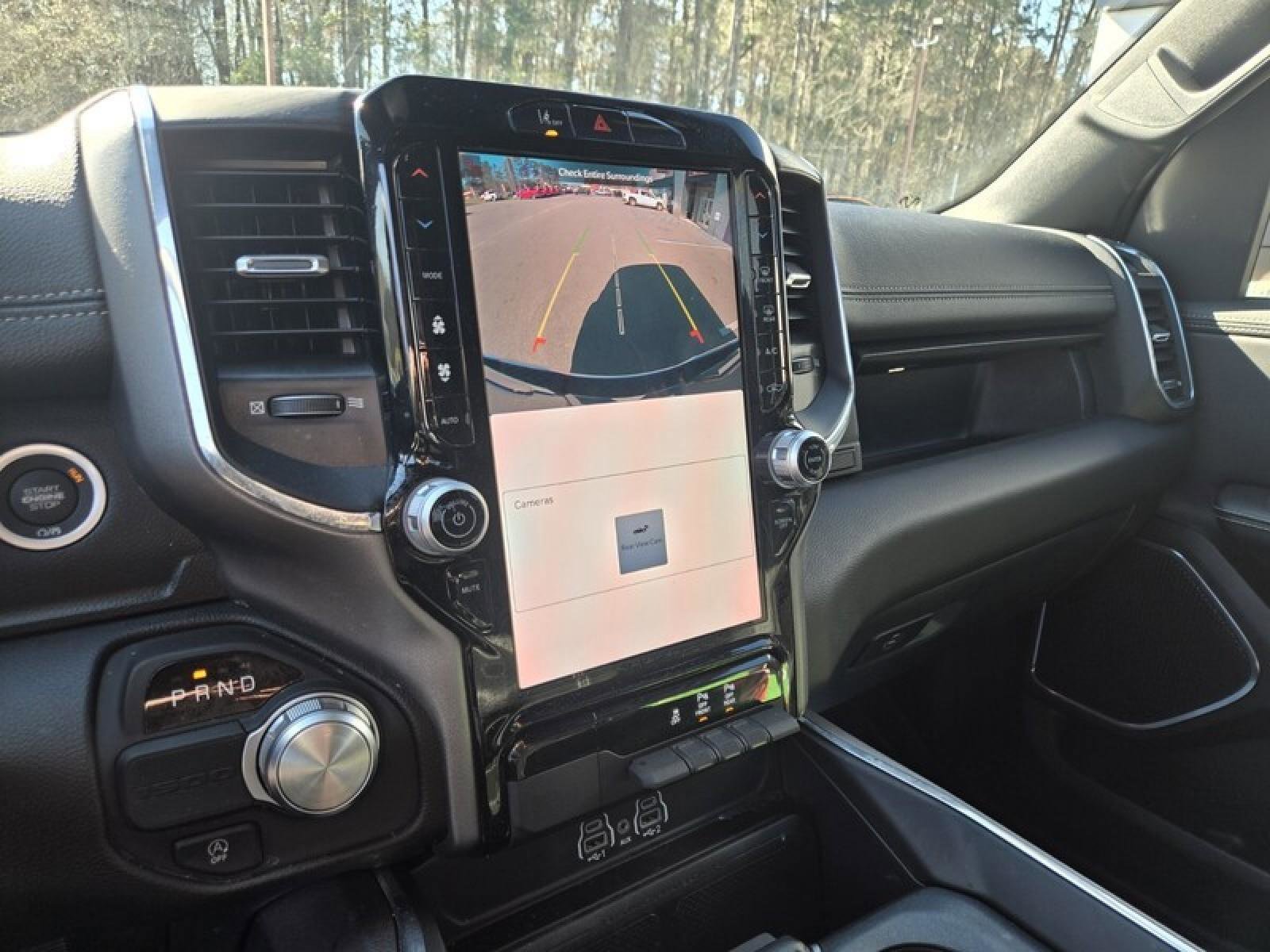 Used 2025 RAM 1500 Laramie image 15