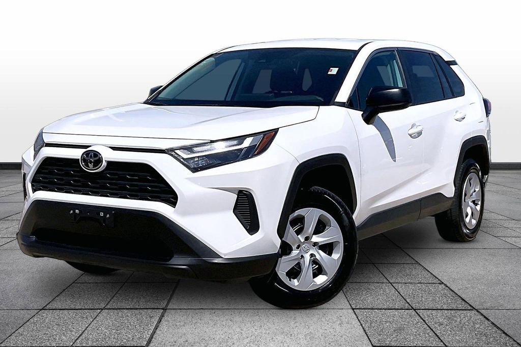 Used 2024 Toyota RAV4 LE AWD/4WD image 1