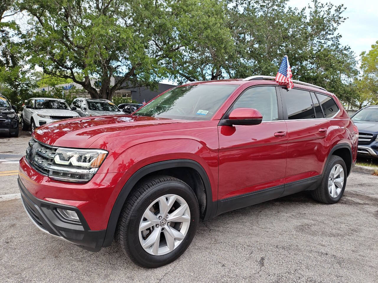 Used 2018 Volkswagen Atlas SE AWD/4WD image 2