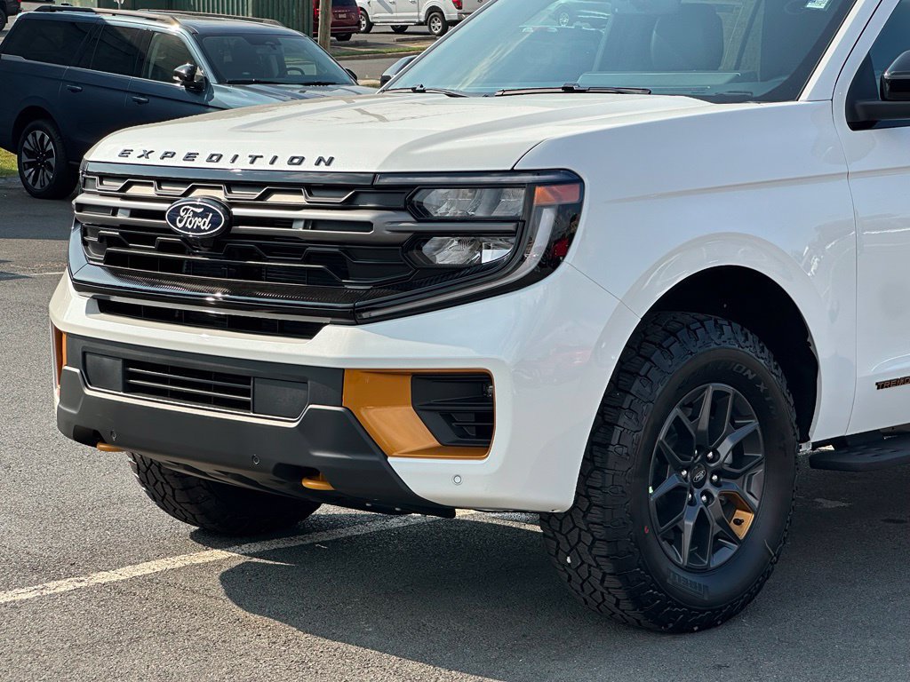 New 2027 Ford Expedition Tremor w/ Driver's Package AWD/4WD image 39