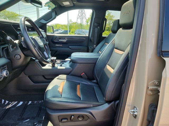 Certified 2023 GMC Sierra 1500 AT4 w/ AT4 Premium Package AWD/4WD image 13