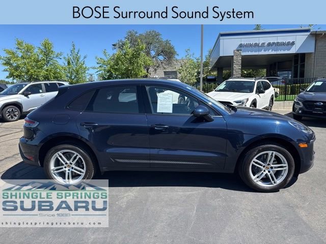 Used 2022 Porsche Macan AWD/4WD image 3