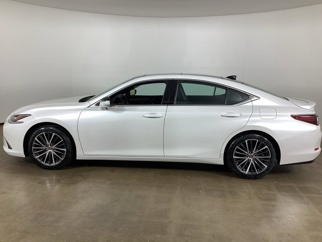 Used 2022 Lexus ES 350 w/ Premium Package FWD image 8