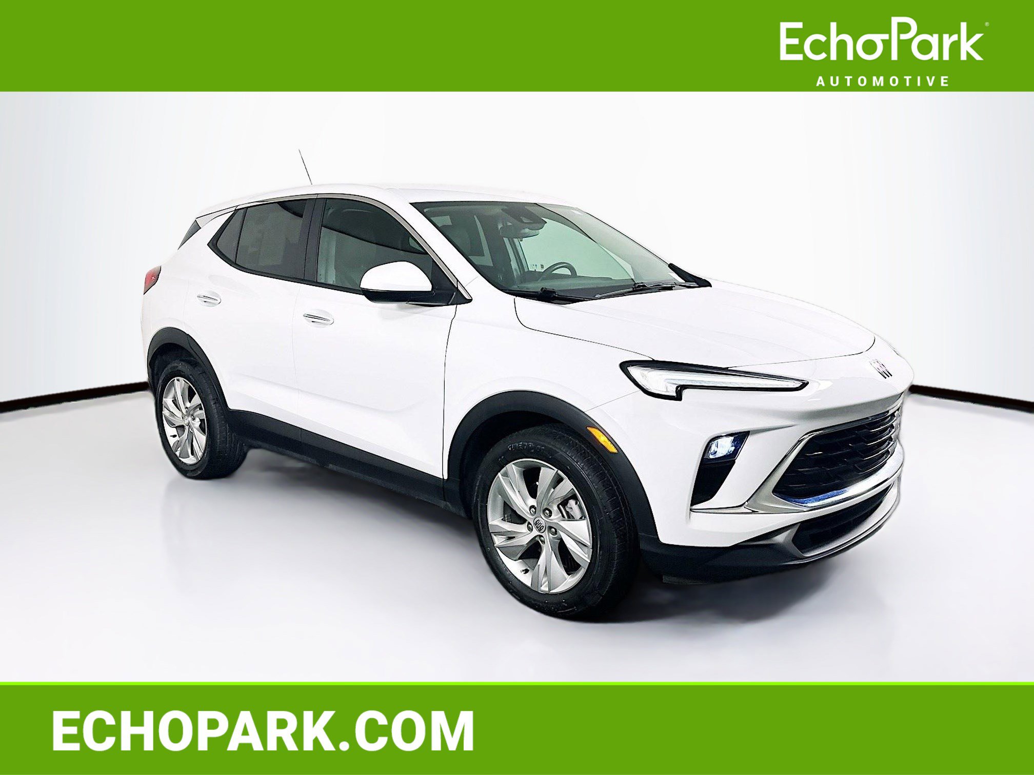 Used 2024 Buick Encore GX Preferred FWD image 1