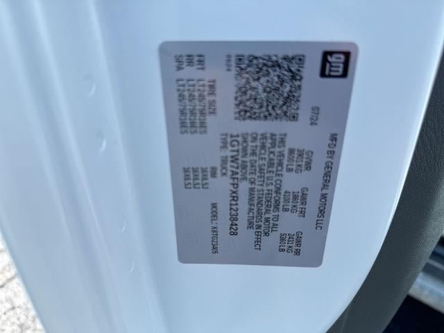 Certified 2024 GMC Savana 2500 w/ Driver Convenience Package RWD image 29