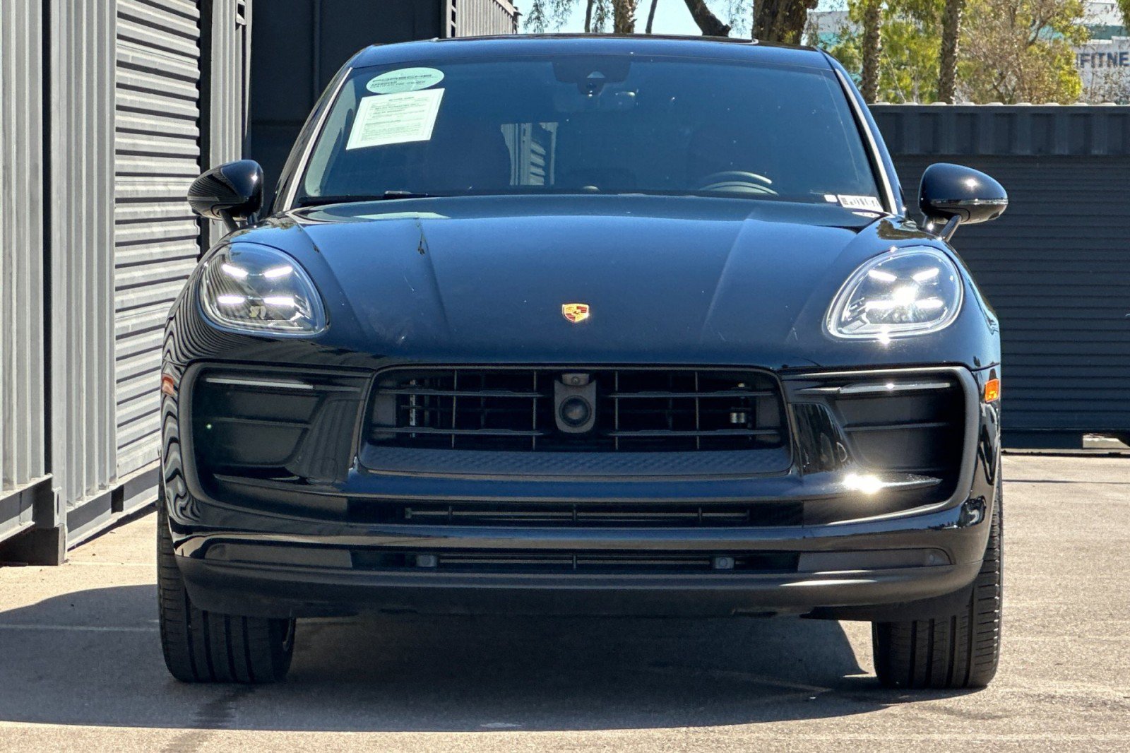 Certified 2024 Porsche Macan AWD/4WD image 11