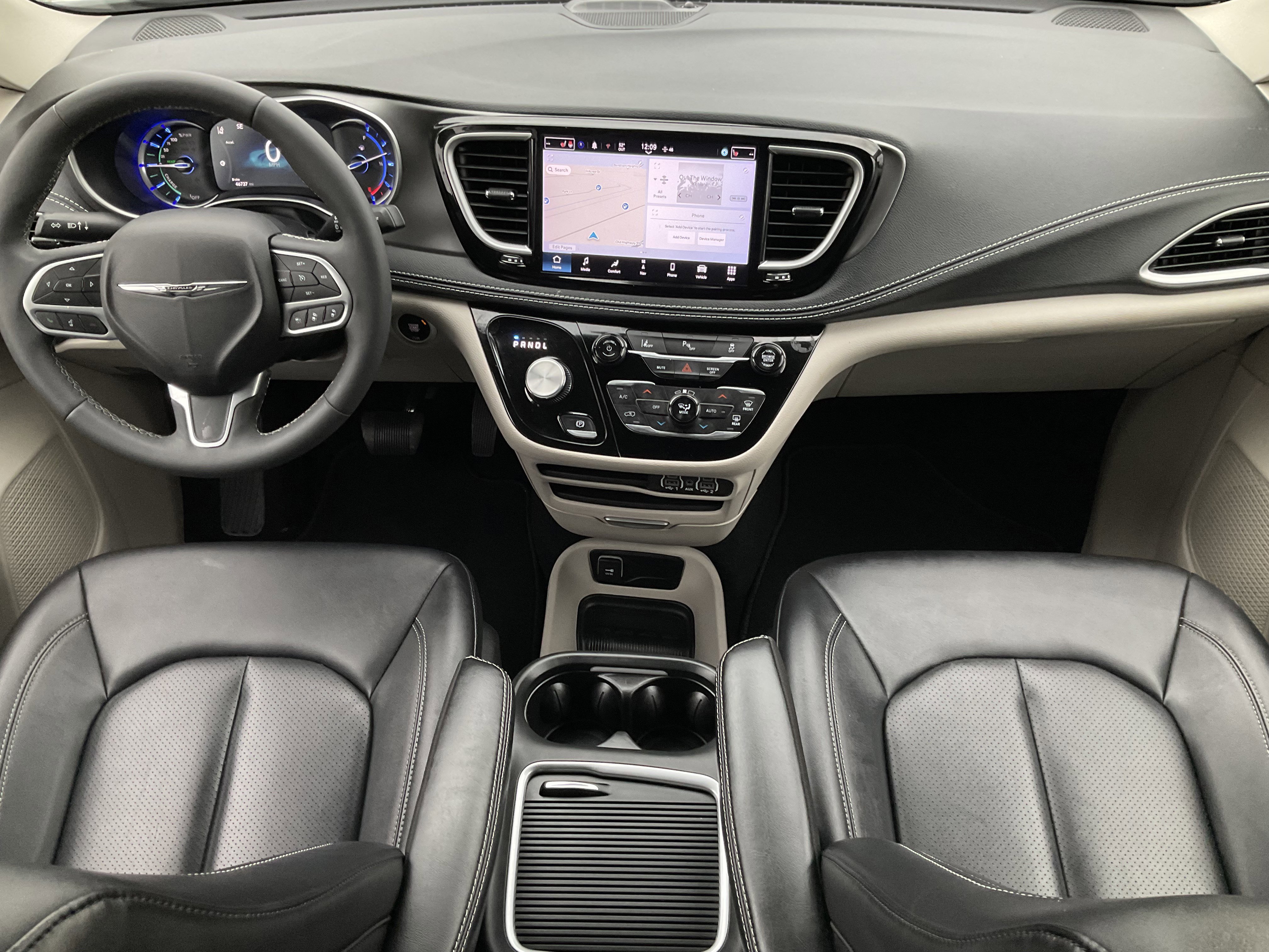Used 2024 Chrysler Pacifica Select FWD image 25