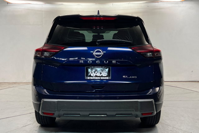 Used 2026 Nissan Rogue SL AWD/4WD image 4