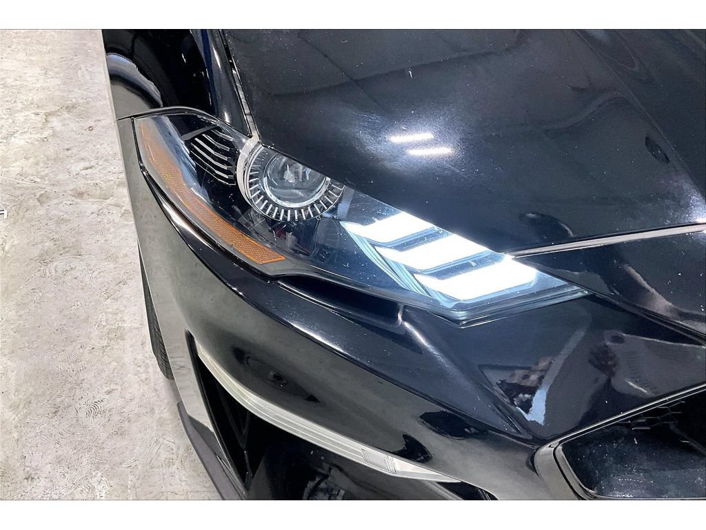 Used 2019 Ford Mustang GT Premium w/ Equipment Group 401A RWD image 30