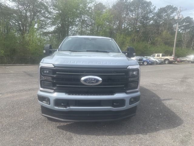 Used 2026 Ford F350 Platinum w/ FX4 Off-Road Package image 2