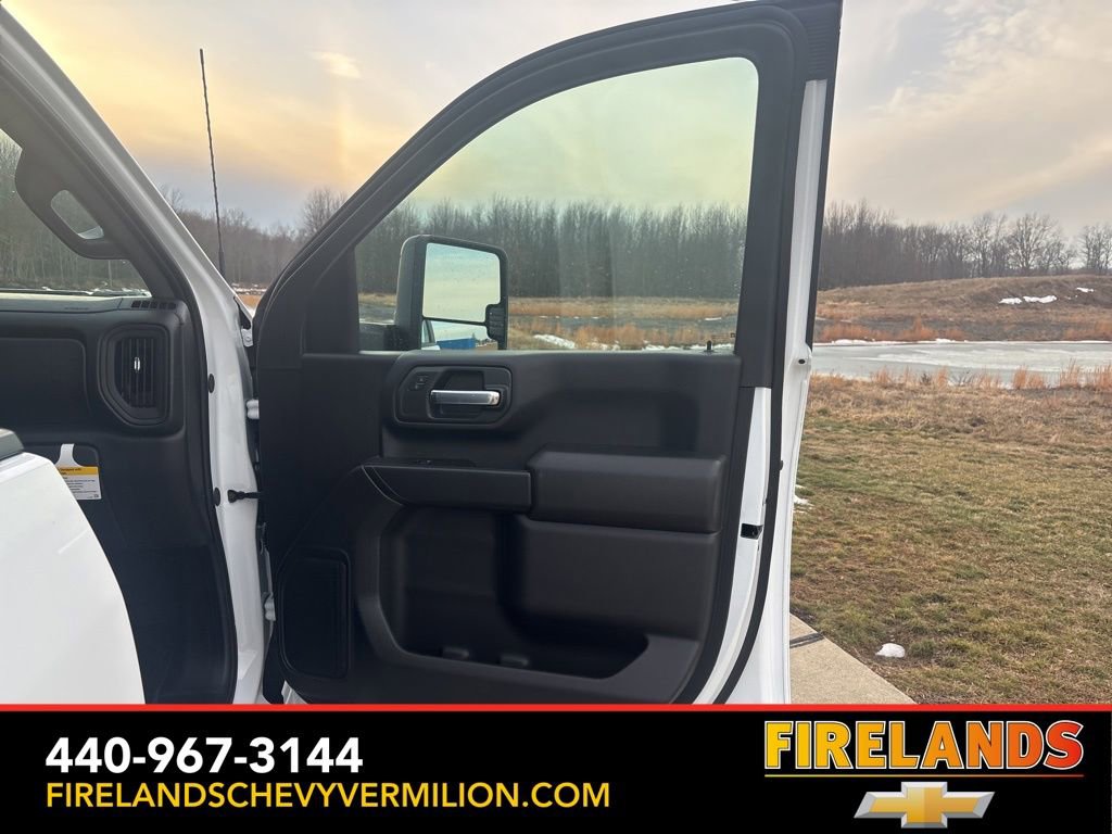 New 2026 Chevrolet Silverado 2500 Custom w/ Snow Plow Prep/Camper Package image 24
