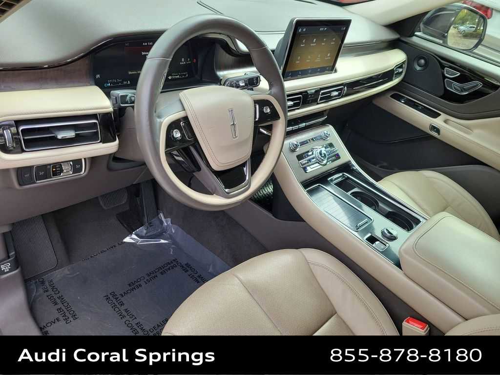 Used 2023 Lincoln Aviator Reserve RWD image 10