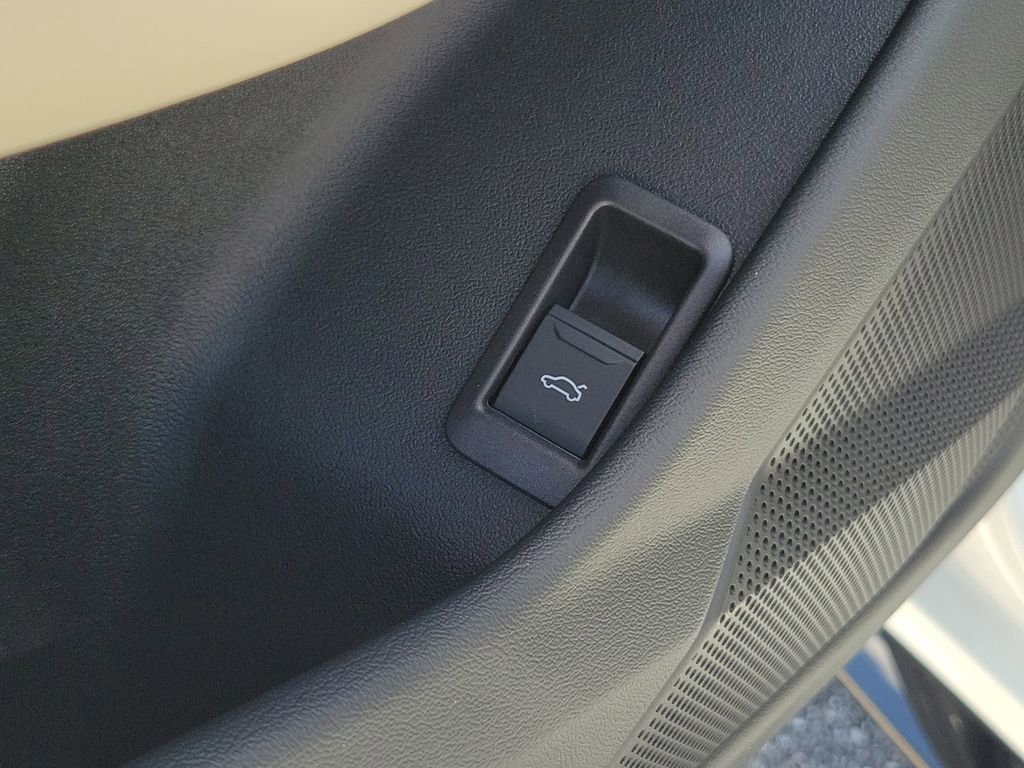 New 2026 Audi A6 Premium Plus image 19