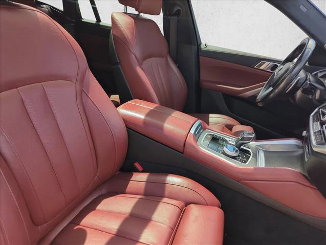 Used 2022 BMW X6 xDrive40i w/ M Sport Package AWD/4WD image 24