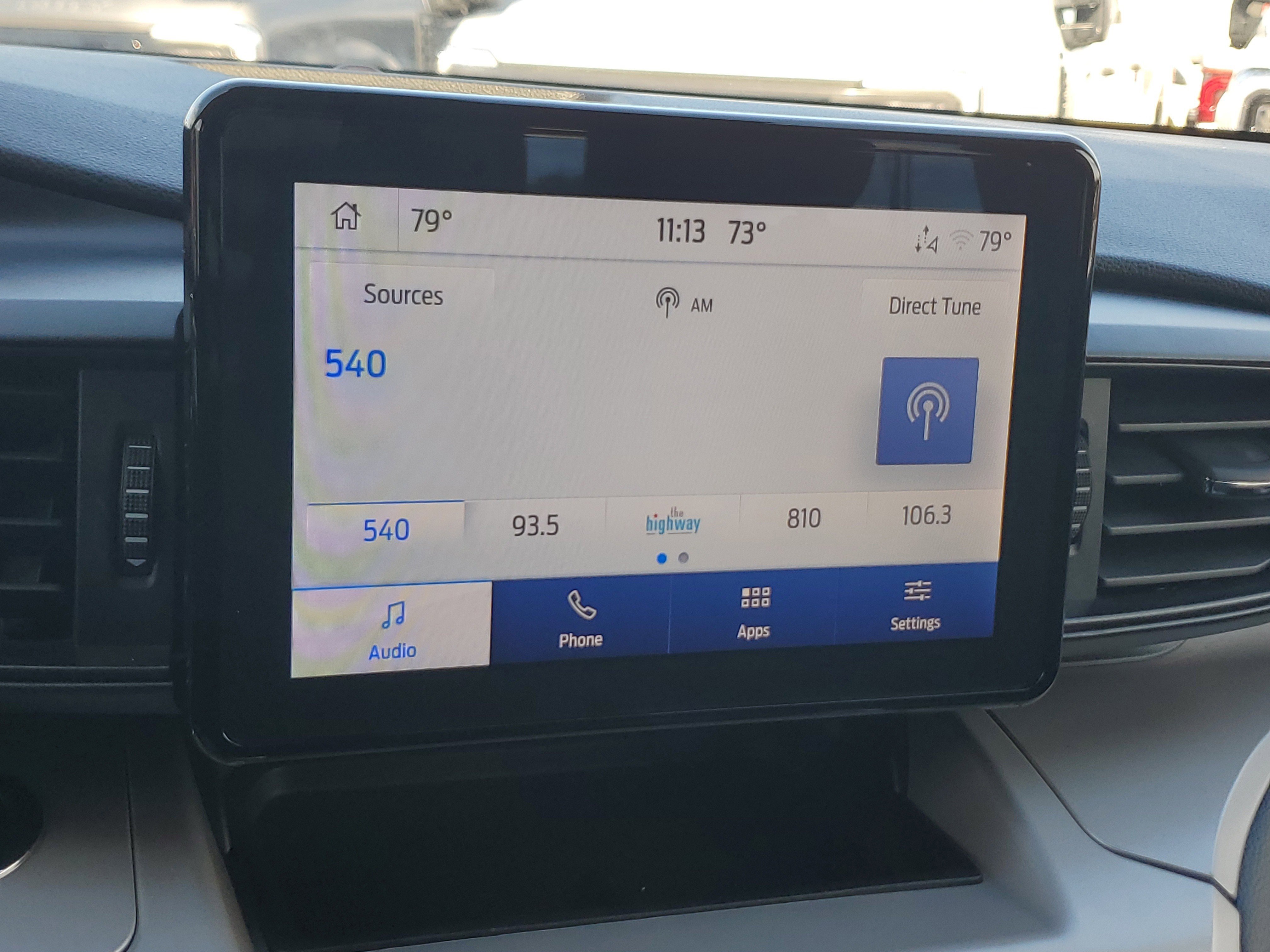 Used 2023 Ford Explorer XLT image 8