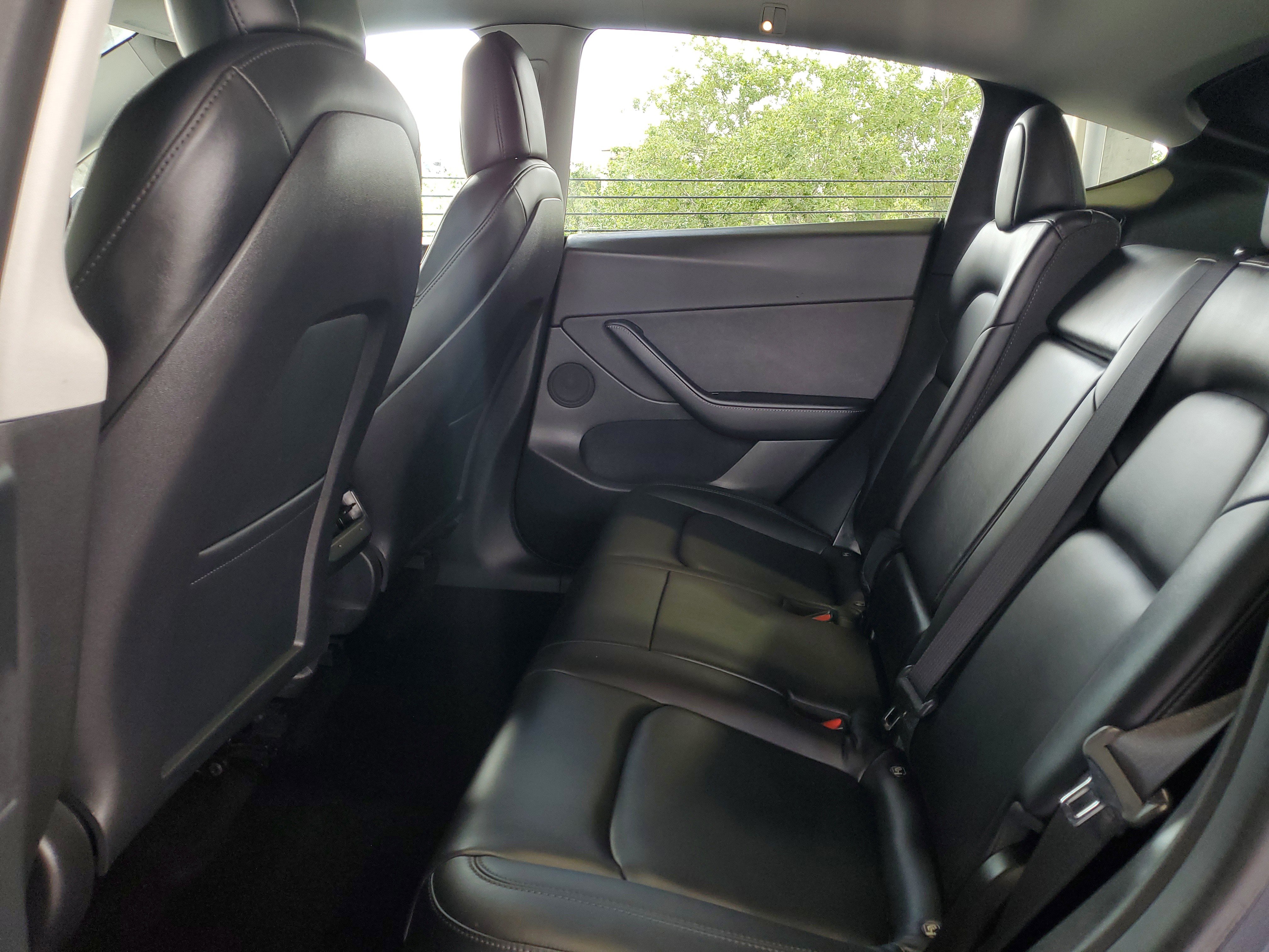 Used 2021 Tesla Model Y Long Range image 8