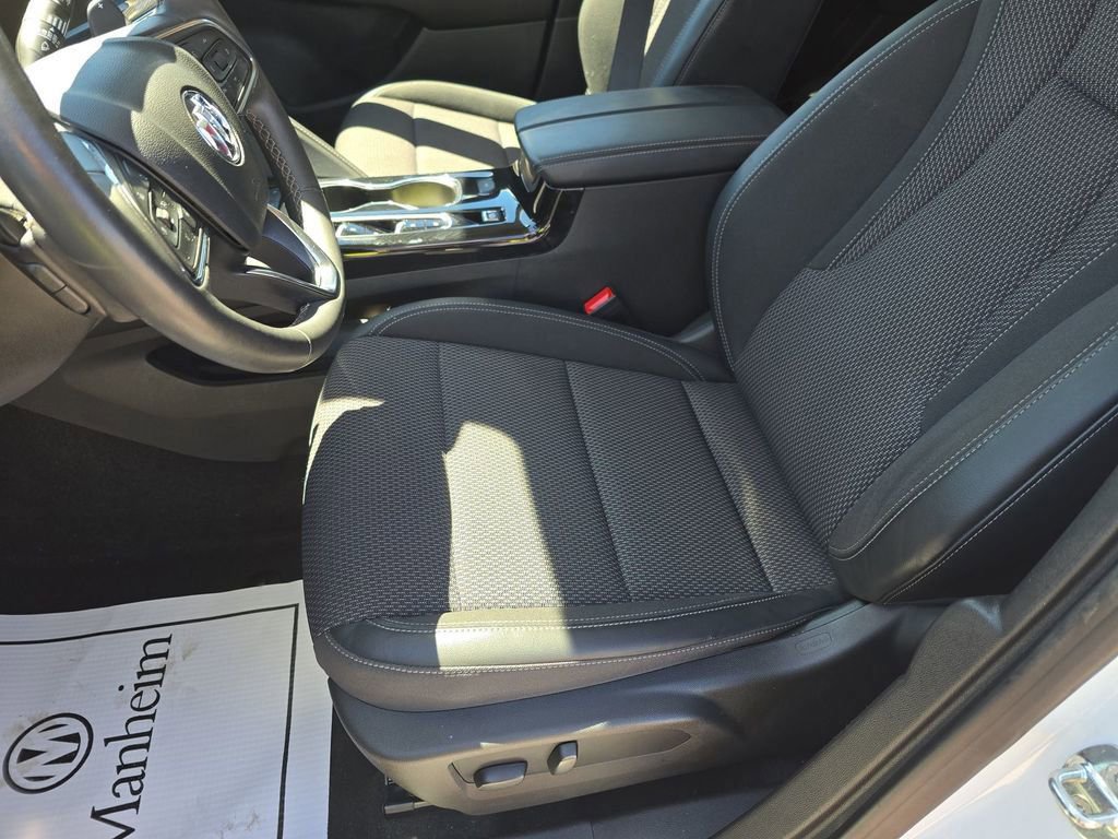 Used 2022 Buick Envision Preferred image 7