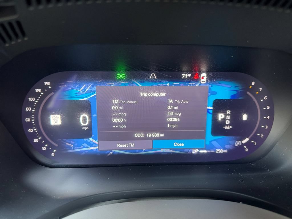 Certified 2023 Volvo XC60 B5 Core w/ Climate Package AWD/4WD image 26