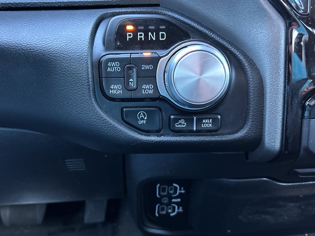 Used 2023 RAM 1500 Laramie AWD/4WD image 14