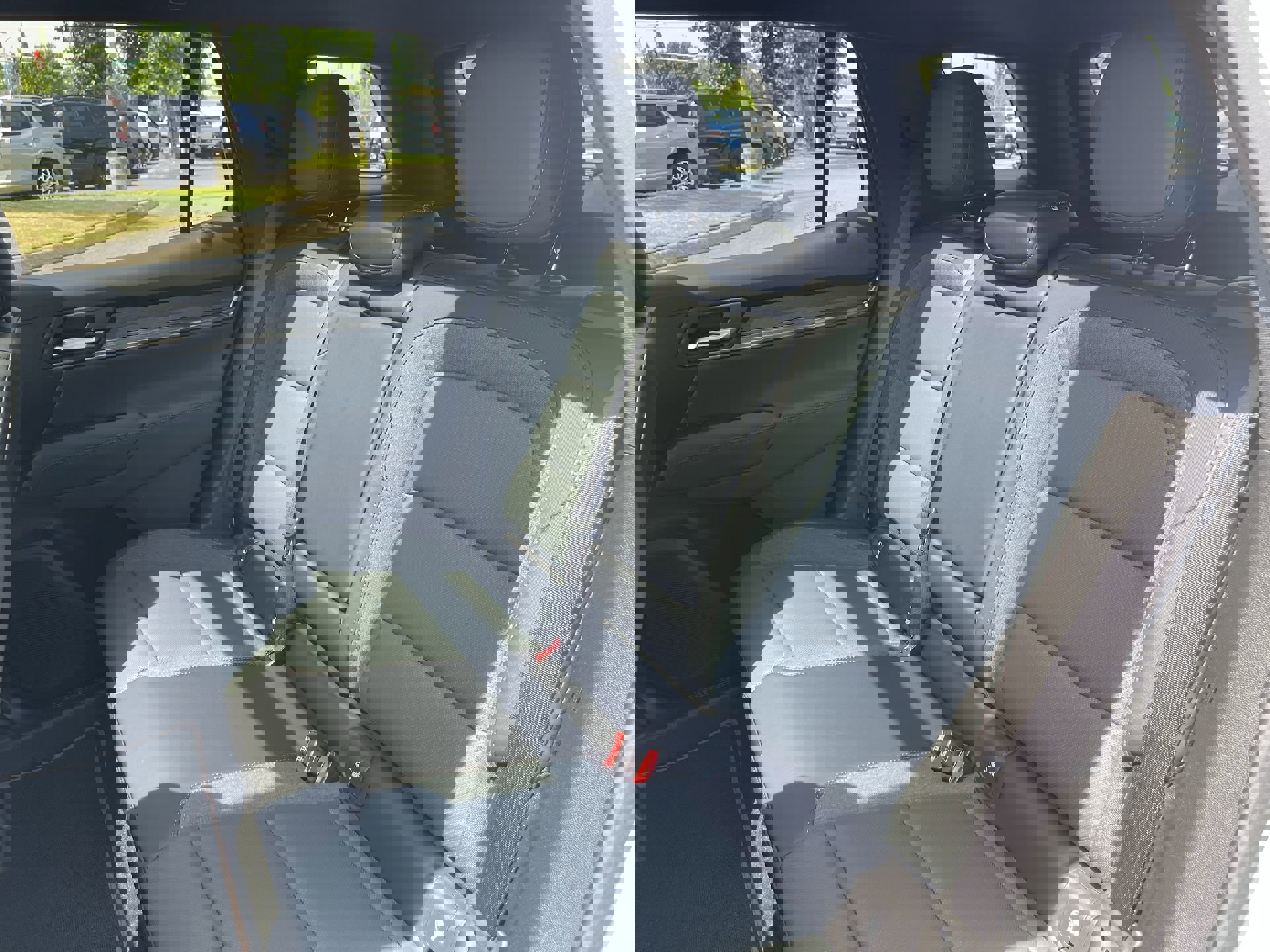 New 2026 GMC Terrain AT4 w/ Convenience Package III image 59