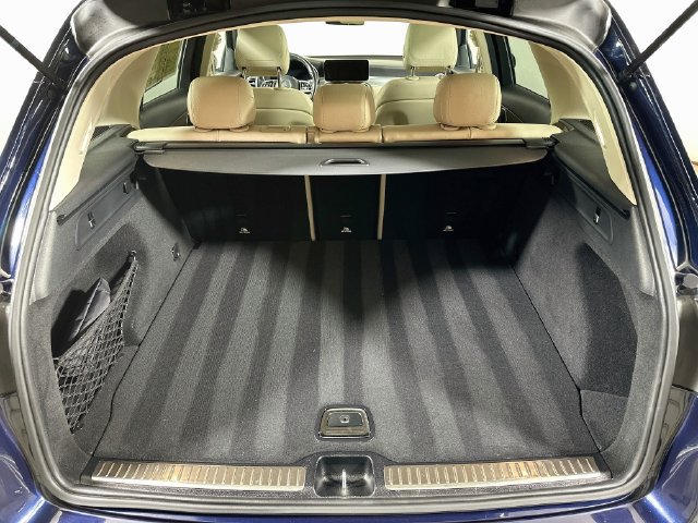 Used 2022 Mercedes-Benz GLC 300 4MATIC image 31