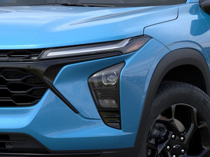 New 2026 Chevrolet Trax LT w/ Midnight Edition FWD image 10