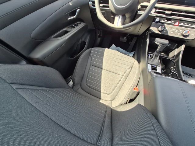 New 2026 Hyundai Santa Cruz SE AWD/4WD image 13