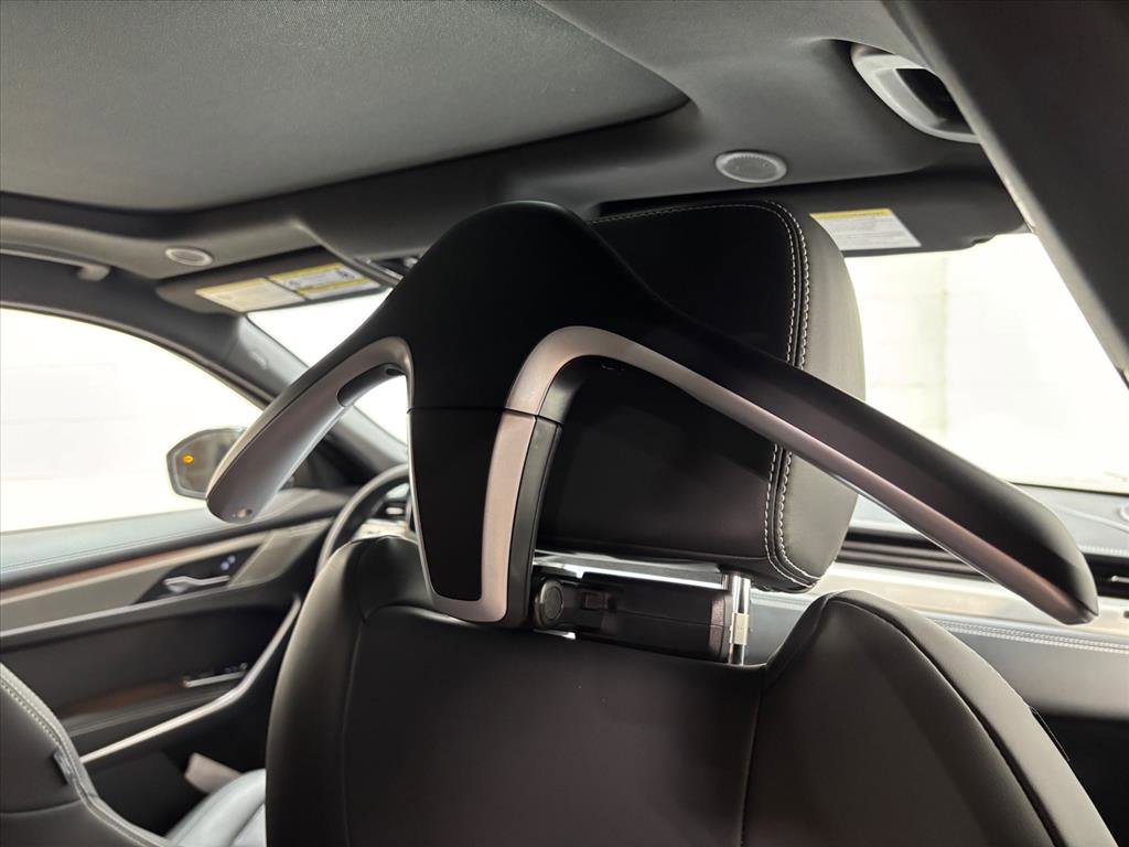 New 2026 Jaguar F-PACE R-Dynamic S image 39