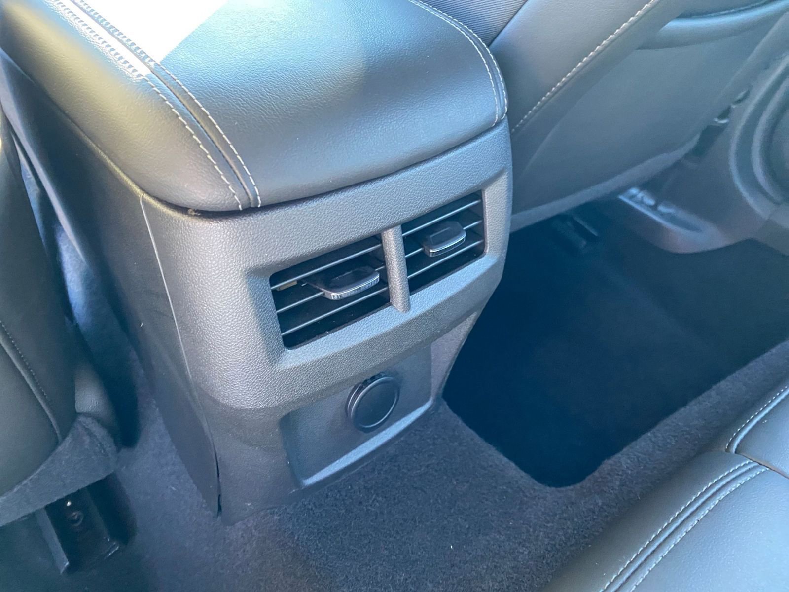 Used 2024 Cadillac CT4 Luxury image 24