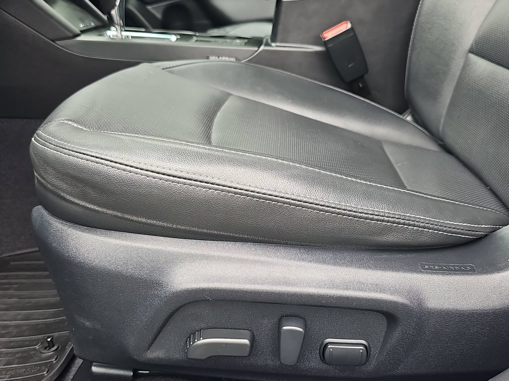 Used 2016 Subaru Legacy 2.5i Limited AWD/4WD image 27