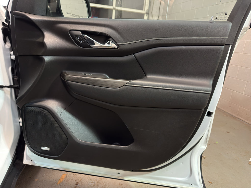 Used 2019 GMC Acadia SLT w/ Black Edition AWD/4WD image 22