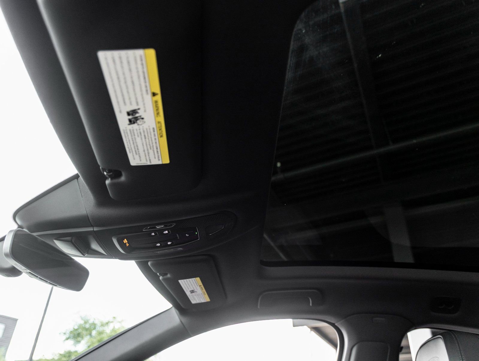 Certified 2025 Porsche Cayenne Coupe image 23