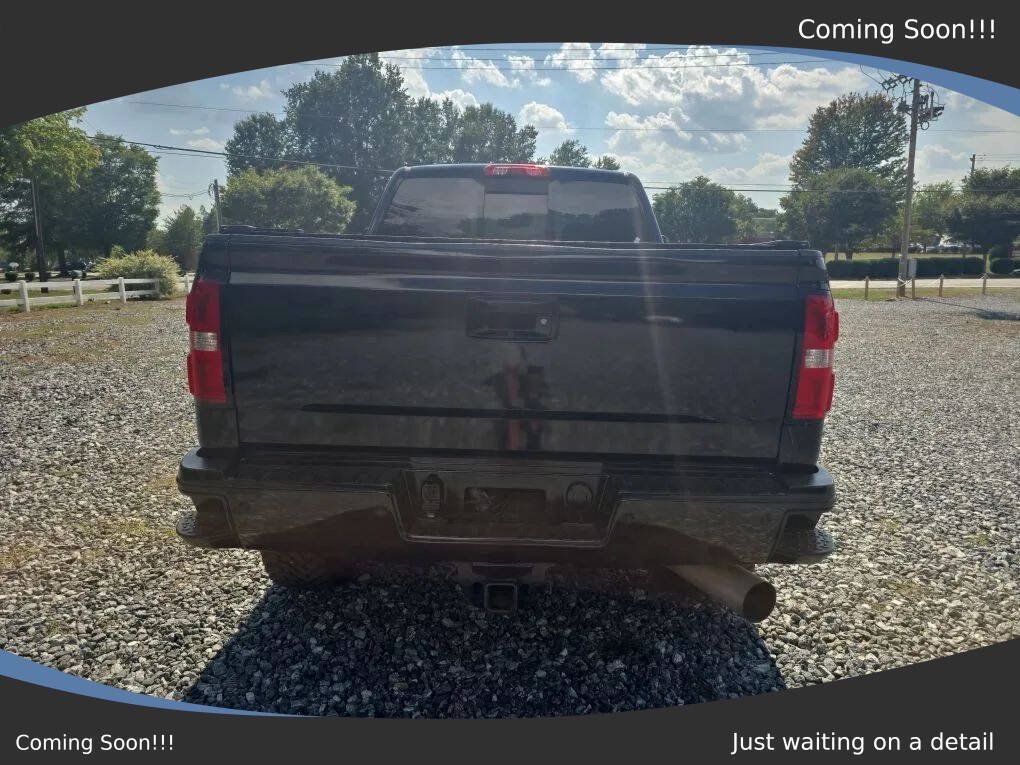 Used 2018 GMC Sierra 2500 Denali w/ Duramax Plus Package AWD/4WD image 4