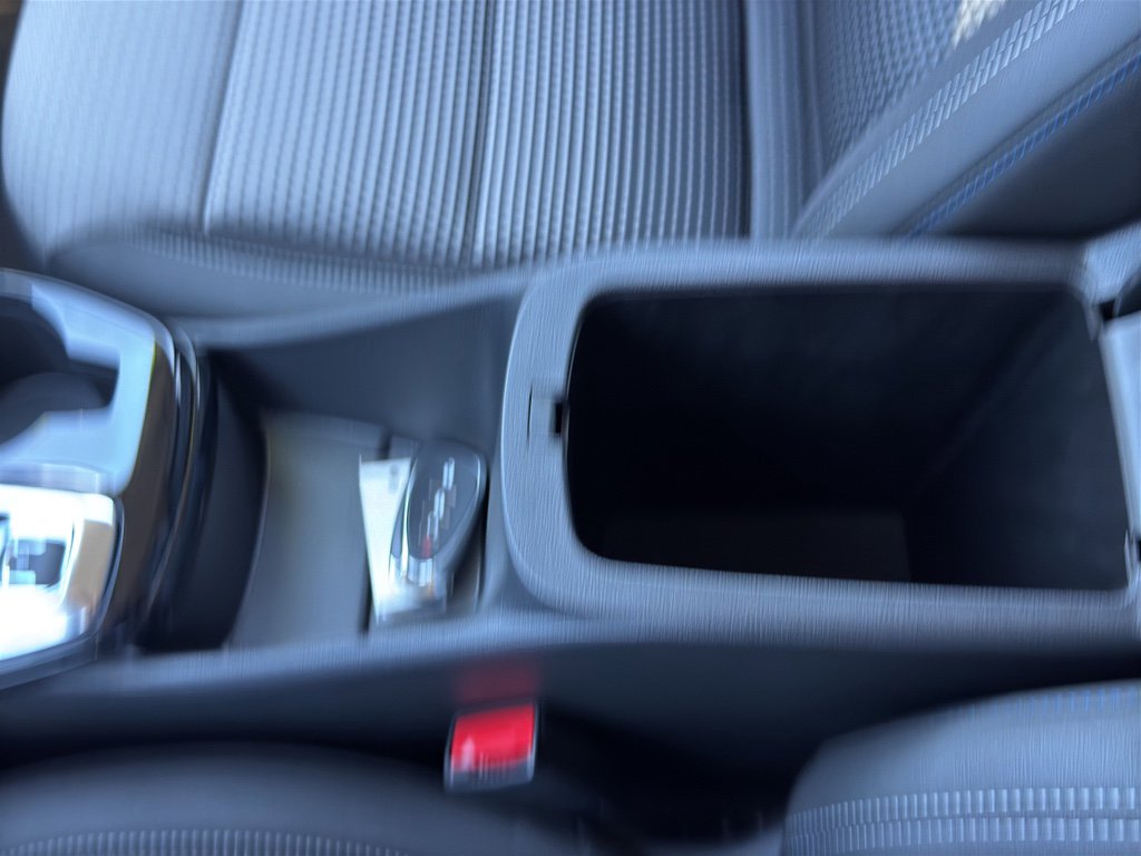 Used 2026 Chevrolet Trax LT w/ LT Convenience Package image 24