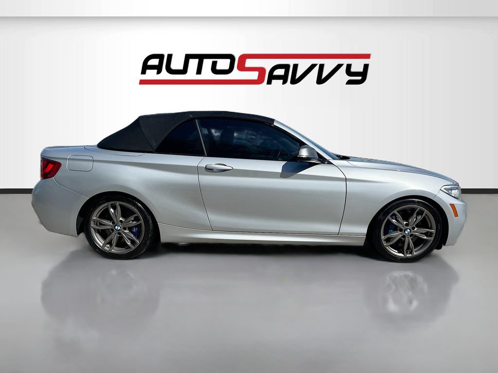 Used 2015 BMW M235i Convertible RWD image 8