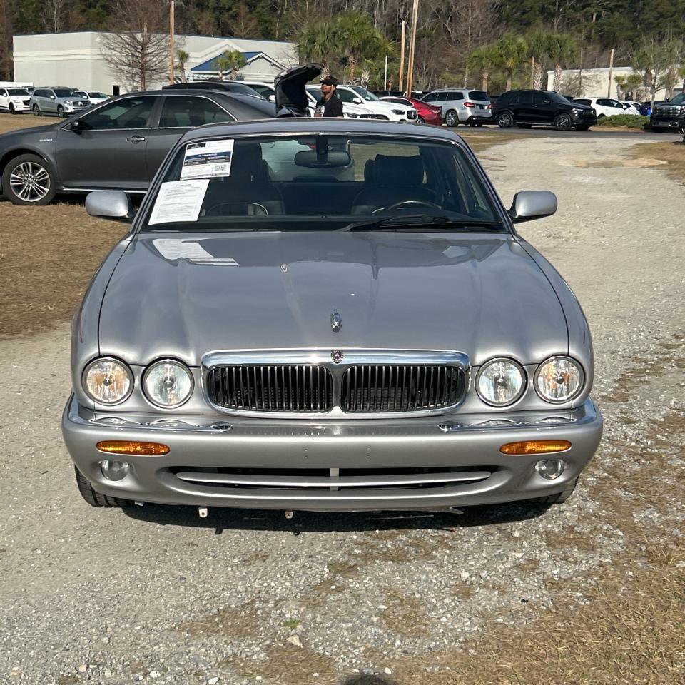 Used 2002 Jaguar XJ8 image 7