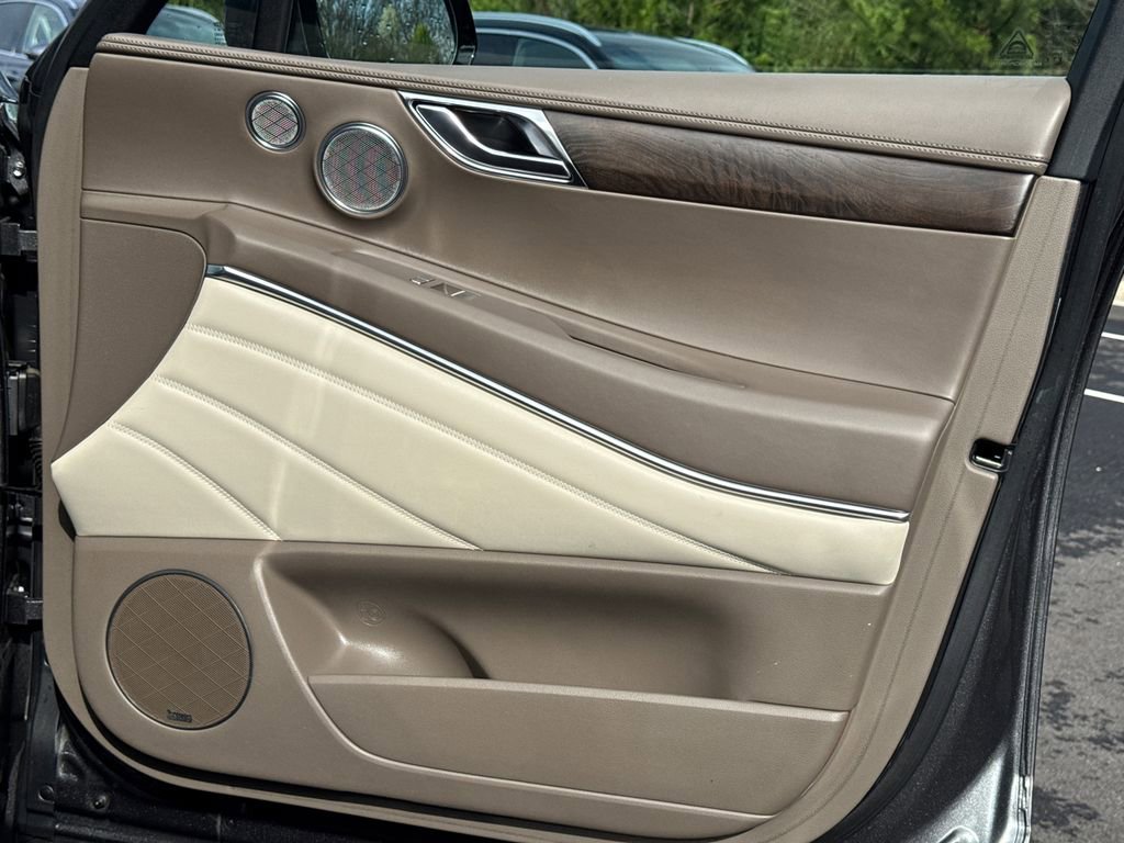 Used 2023 Genesis GV80 3.5T w/ Advanced Package AWD/4WD image 14