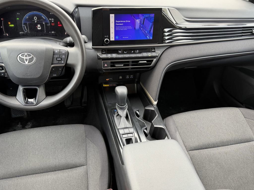 Used 2025 Toyota Camry LE FWD image 17