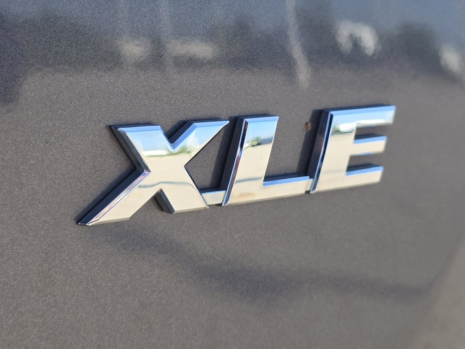 Used 2015 Toyota RAV4 XLE FWD image 13