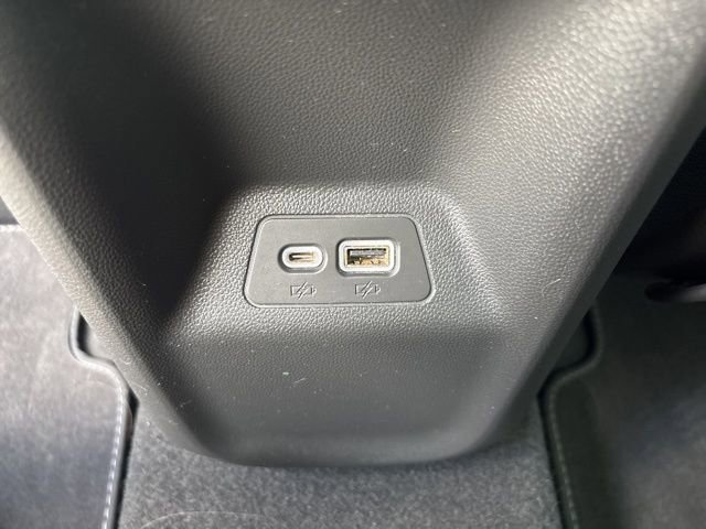 Used 2023 Buick Envision Essence image 14