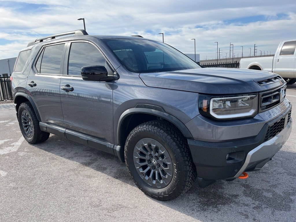 Certified 2026 Honda Passport TrailSport image 3