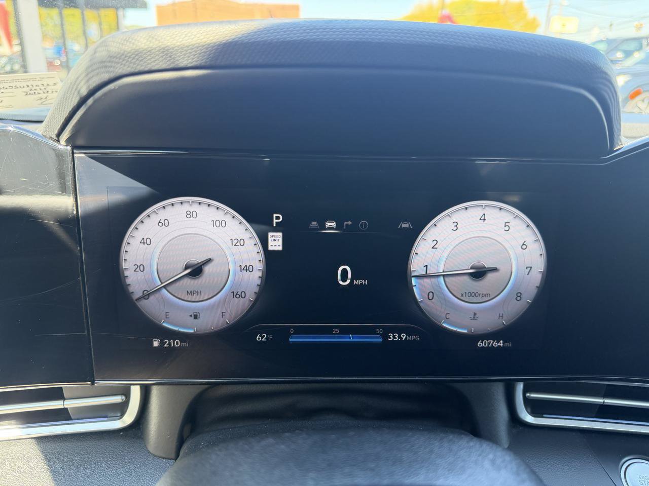 Used 2025 Hyundai Elantra Limited FWD image 16