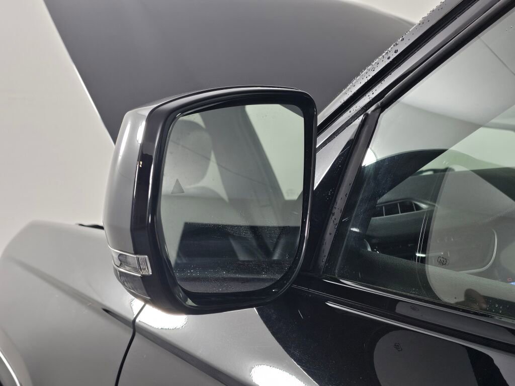 Used 2021 Jeep Grand Cherokee L Altitude image 12