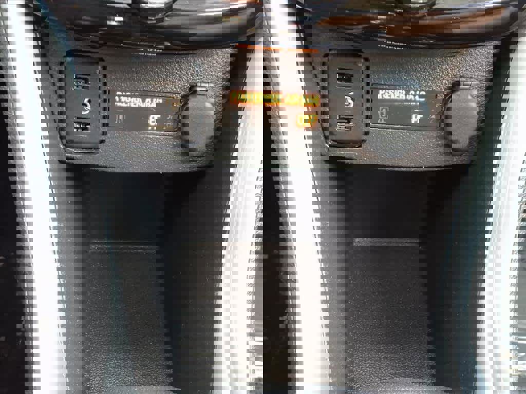 Used 2018 Chevrolet Trax Premier image 20