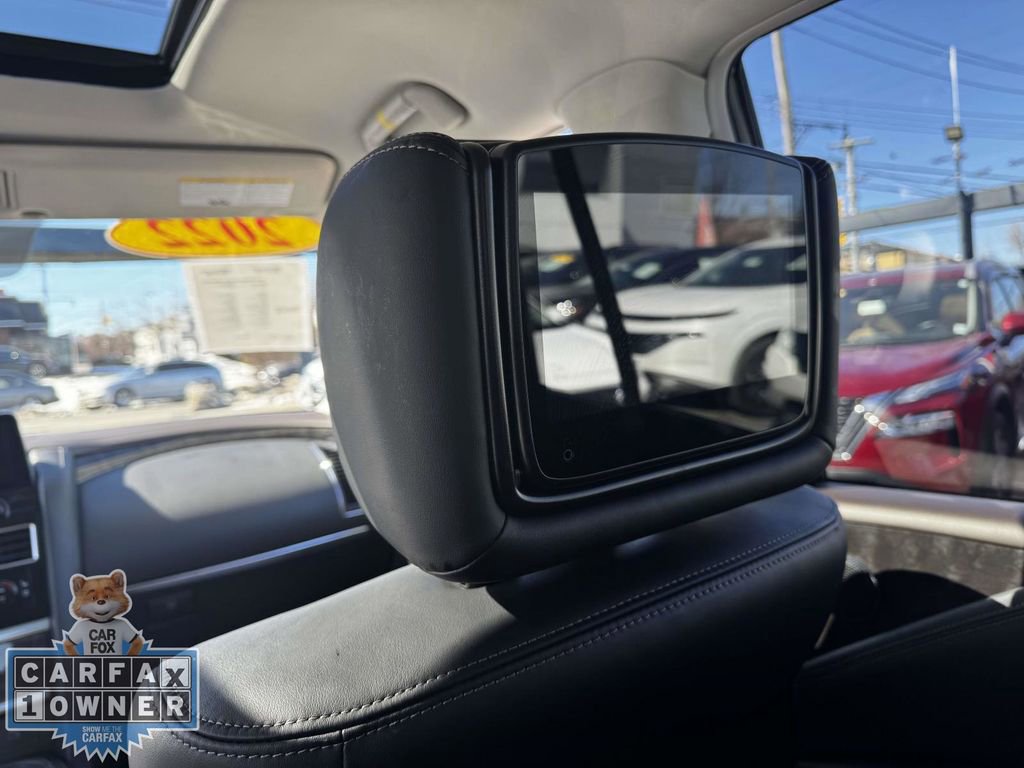 Used 2022 Nissan Armada Platinum w/ Captain's Chairs Package image 18