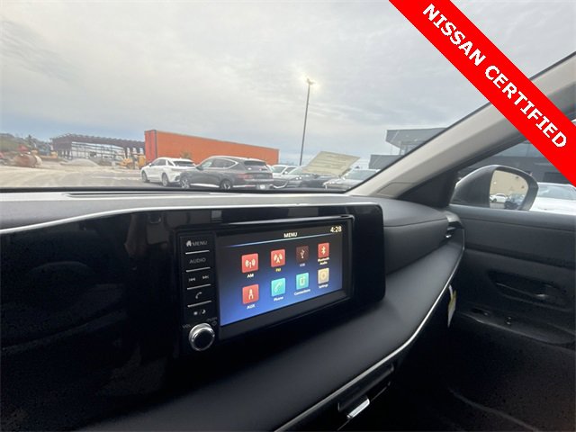 Used 2025 Nissan Kicks S image 16