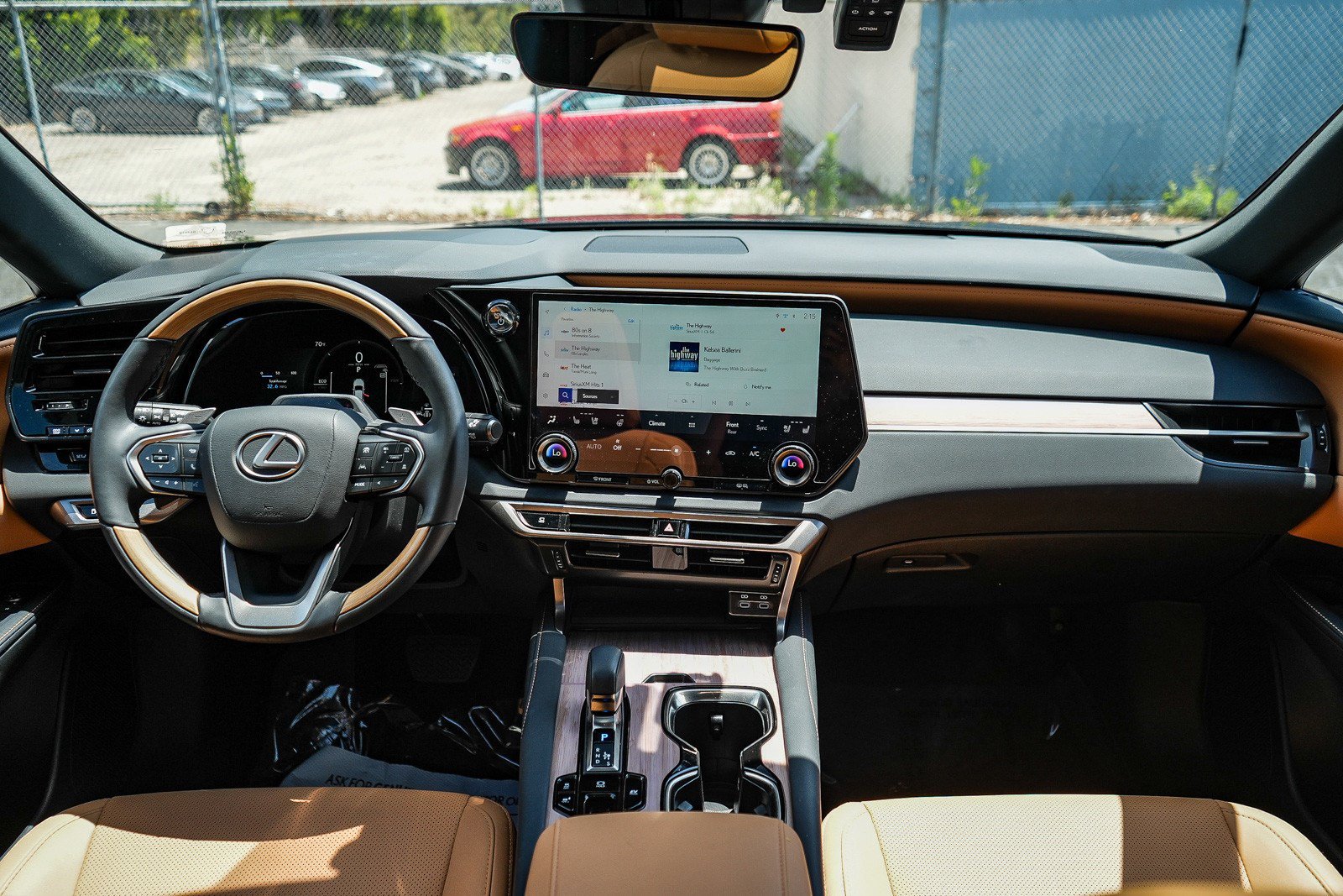 Used 2025 Lexus RX 350h w/ Convenience Package AWD/4WD image 12