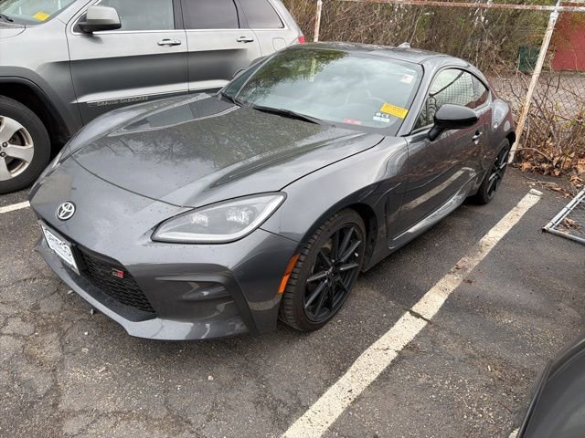 Used 2024 Toyota GR86 Premium RWD image 1